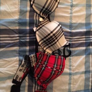 VS PINK bras size 34A NWOT